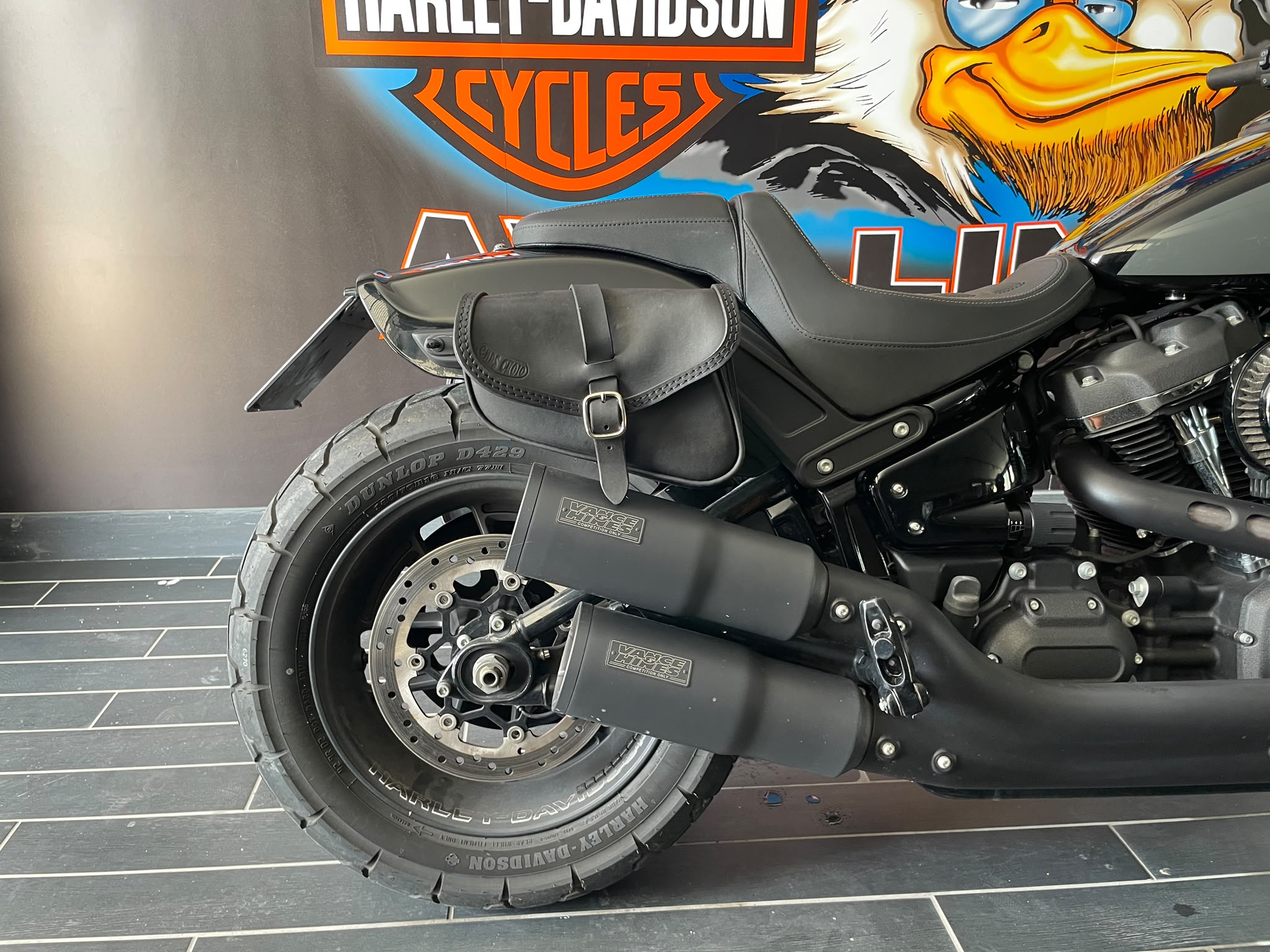 Harley-Davidson Softail Fat Bob 114 - immagine 17