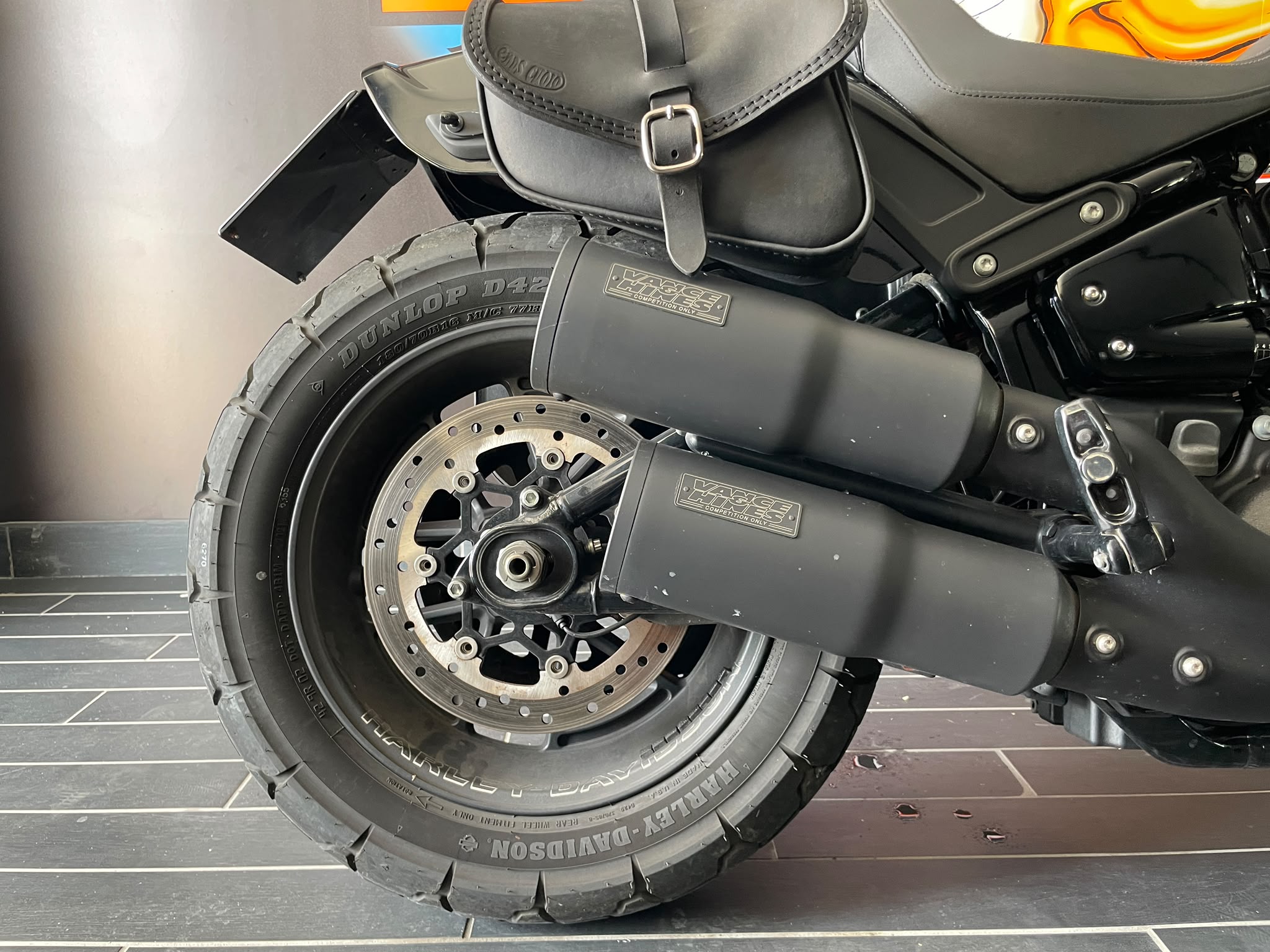Harley-Davidson Softail Fat Bob 114 - immagine 16