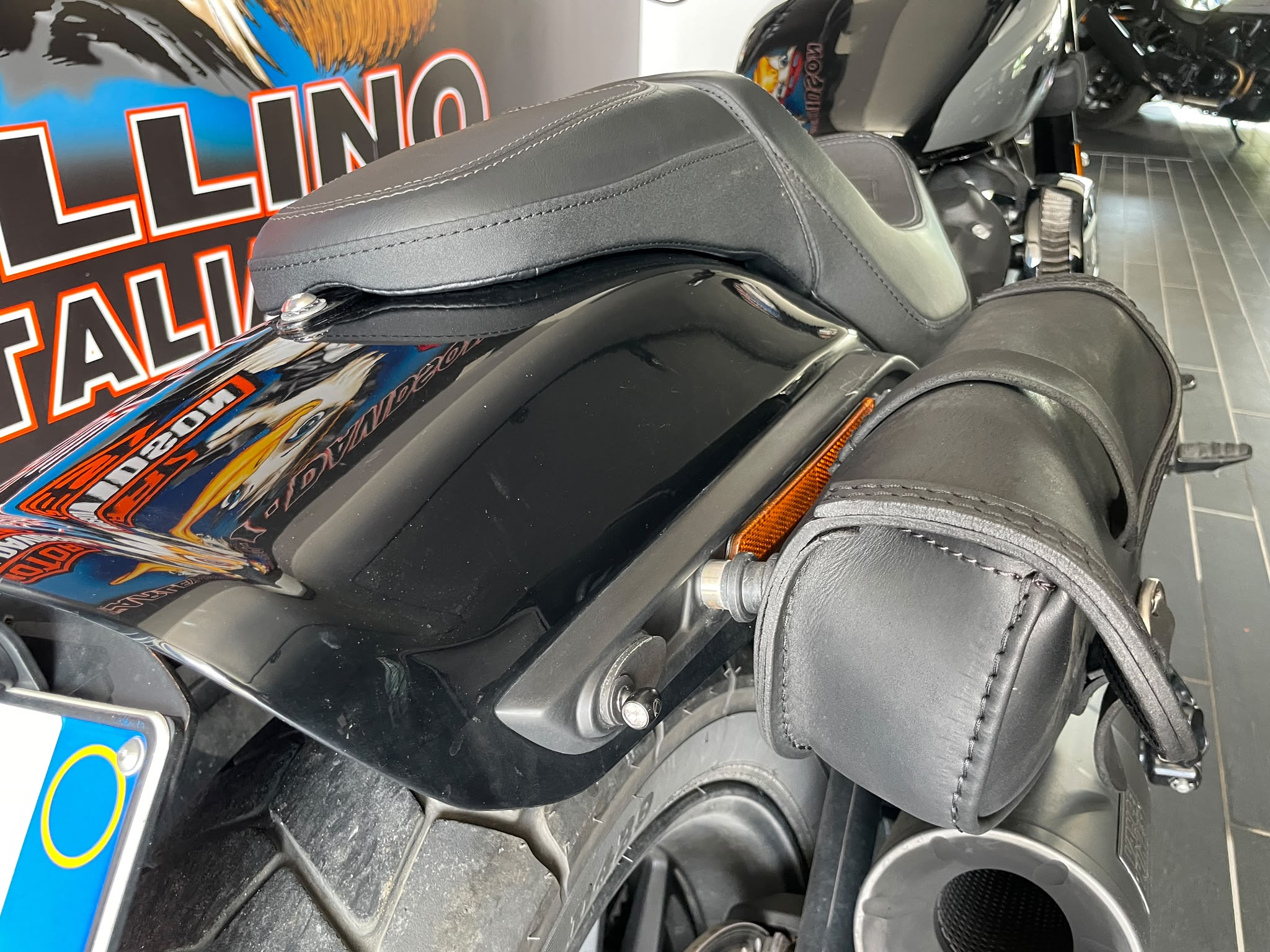 Harley-Davidson Softail Fat Bob 114 - immagine 14